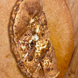 Calzone w/ 3 Toppings